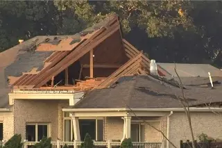 Imagen Suben a 16 los muertos por los tornados y el huracán Milton en Florida