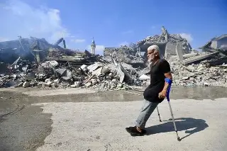 Imagen Israel acusa a Hizbulá de lanzar 25 cohetes desde posiciones cercanas a la ONU en un mes