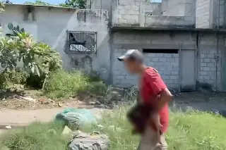 Imagen Sorprenden a un hombre comiendo la cabeza de un perro en Veracruz