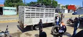 Imagen Eliminan 66 toneladas de llantas en operativo contra el dengue al sur de Veracruz 