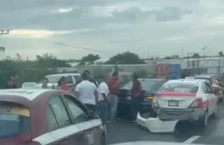 Imagen Se registra carambola en puente de Las Amapolas en Veracruz 