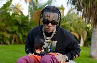 Imagen Detienen al rapero mexicano Tekashi 6ix9ine en Nueva York 