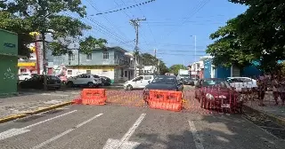 Imagen Cierre vial en calles de la colonia Flores Magón de Veracruz 