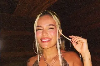 Imagen Proponen capacitar en derechos de niños a Karol G, J Balvin y autores de polémica canción