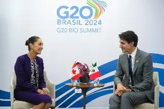 Imagen Sheinbaum y Trudeau se reúnen en Cumbre del G20; hablan de resultados del T-MEC