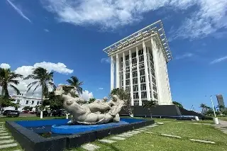 Imagen La Torre Pemex llegó a ser el edificio más alto de la costa del Golfo de México 