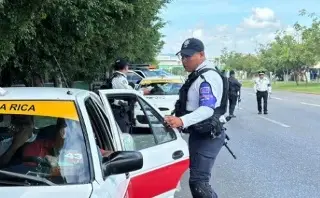 Imagen Refuerzan acciones de protección a mujeres usuarias de transporte público al norte de Veracruz