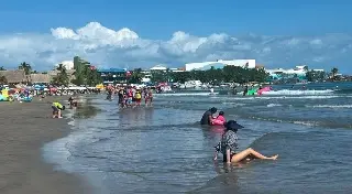 Imagen Así se encuentran este sábado las Playas de Villa del Mar en Veracruz