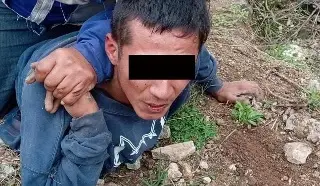 Imagen Sorprenden a presunto ladrón en Xalapa; vecinos lo capturan