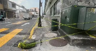 Imagen Tapa de registro dañada en calles del Centro Histórico de Very