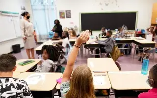 Imagen Niños retroceden en lectura y mejoran en matemáticas en examen nacional en EU