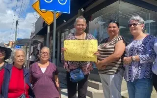 Imagen Vecinos acusan que tienen 15 días sin agua en colonia de Xalapa, Veracruz 