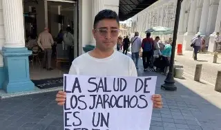 Imagen Joven exige al gobierno de Veracruz garantizar el derecho a la salud