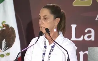 Imagen Desde Veracruz, Claudia Sheinbaum dice que México no es autoritario y defiende reformas