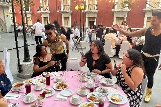 Imagen Hotel Veracruz Centro Histórico y Alex Mont & Merengossa celebran a las mujeres jarochas 