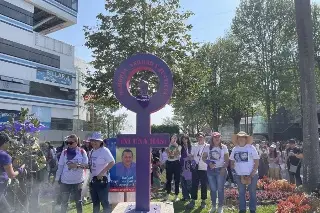 Imagen Inauguran Antimonumenta en Xalapa, en el marco del 8M