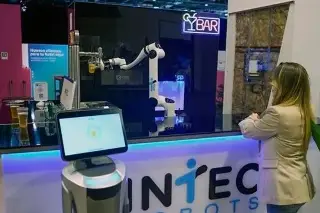 Imagen Con meseros robots, restaurantes en Veracruz agilizan servicios: Canirac