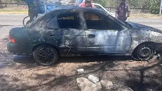 Imagen PC atiende 7 incendios de pastizales en diferentes puntos de Veracruz; hay 2 carros dañados