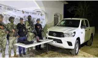 Imagen Aseguran drogas, vehículo y equipo táctico tras cateo en Jáltipan, Veracruz