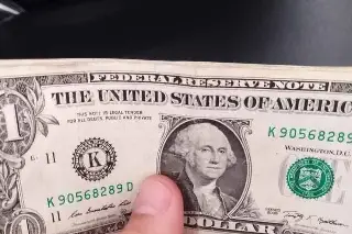 Imagen Moneda mexicana cae tras aranceles recíprocos ¿El dólar llegó a los 21 pesos?