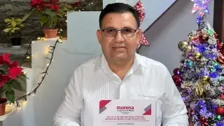 Imagen Ramón Valencia va a la alcaldía en sustitución de su padre, candidato asesinado en Coxquihui