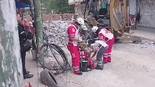 Imagen Le explota cohete en la mano a albañil durante festejo de la 'Santa Cruz'