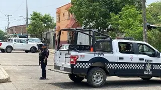 Imagen 'Merecemos pensión, tengo a mis hijas': viuda de policía municipal asesinado en Cazones, Veracruz