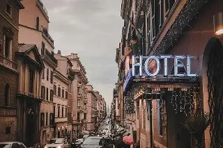 Imagen Multan con 500.000 euros a hoteles de Roma por irregularidades en días previos al cónclave