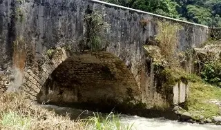 Imagen INAH instruye verificación en puente San Miguel por afectación a monumentos históricos