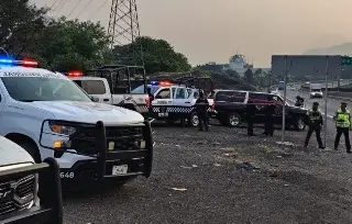 Imagen Identifican a hombre asesinado y abandonado en autopista de Veracruz 