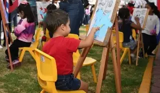 Imagen Invitan al Concurso Nacional de Pintura Infantil 'La niñez y la Mar' en Veracruz; checa requisitos