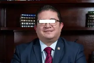 Imagen Detienen a rector de la Universidad Autónoma de Zacatecas; lo acusan de violación
