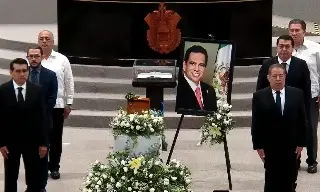 Imagen Con sus cenizas, Congreso realiza homenaje póstumo a Fidel Herrera, exgobernador de Veracruz 