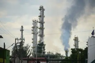Imagen Constructoras esperan respuesta de PEMEX sobre adeudos desde 2023 en Minatitlán, Veracruz 