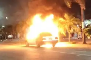 Imagen Reportan 2 muertos y 3 lesionados tras enfrentamiento en kilómetro 30 de Acapulco