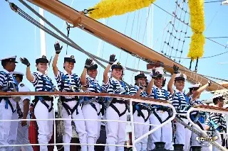 Así zarpó de Acapulco con 147 cadetes el Buque Escuela “Cuauhtémoc” previo a tragedia en Nueva York
