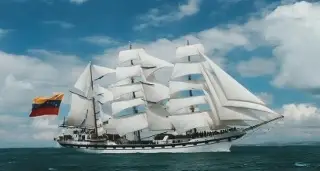 Imagen Conoce un poco de la historia del buque 'Simón Bolívar' que ya está en Veracruz 
