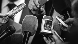 Imagen Periodistas de Acayucan protestan y suspenden cobertura electoral tras asesinato de Avisack Douglas