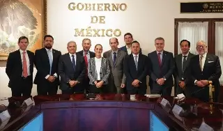 Imagen Sheinbaum pacta con fabricantes para acordar precios accesibles de Vivienda para el Bienestar