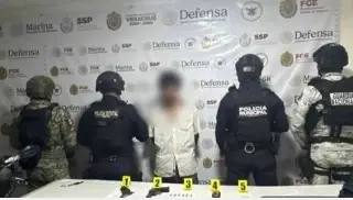 FGR investiga a hombre detenido con armas durante mitin político al sur de Veracruz