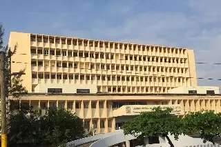 Imagen Grave, paciente que se aventó del segundo piso del hospital de Cuauhtémoc: IMSS