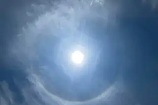 Imagen Reportan halo solar la mañana de este sábado