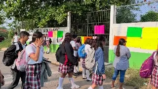 Imagen Padres de familia toman el Tebaev de Medellín de Bravo