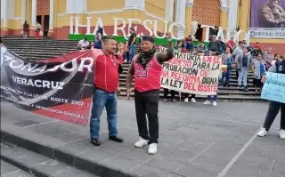 Imagen Piden mejores condiciones laborales para docentes de educación indígena y contratación de seguros institucionales