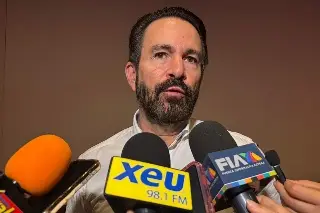 Imagen Pese a hechos violentos vale la pena participar en elección municipal, afirma Pascal Beltrán del Río