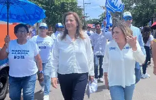 Margarita Zavala realiza recorrido en apoyo de Maryjose Gamboa en Boca del Río 
