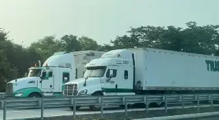 Imagen Hay cierre de circulación en autopista de Veracruz; es por esta razón 