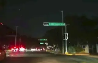Imagen Tabasco suma 15 días sin luz; habitantes bloquean carreteras