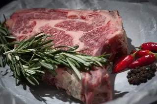 Imagen Médicos descartan contaminación de carne de res por gusano barrenador 