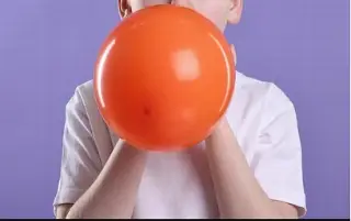 Imagen Niño murió por asfixiarse con un globo en Jalisco
